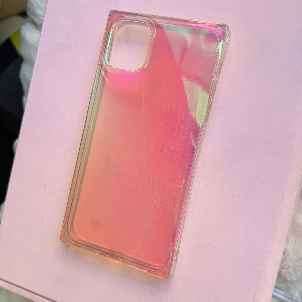 iPhone 11 Iridescent Squared Case